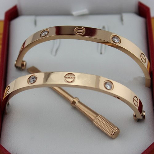 how to take off cartier love bracelet without screwdriver