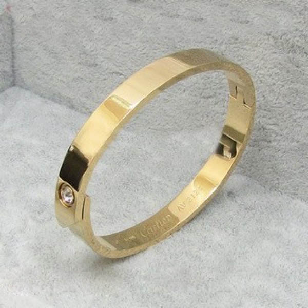 Fake Cartier Love Bracelet – How to Spot One – Raymond Lee Jewelers