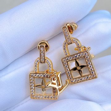 Louis Vuitton Color Blossom Bb Star Ear Studs, Yellow and Onyx and Diamonds Gold. Size NSA